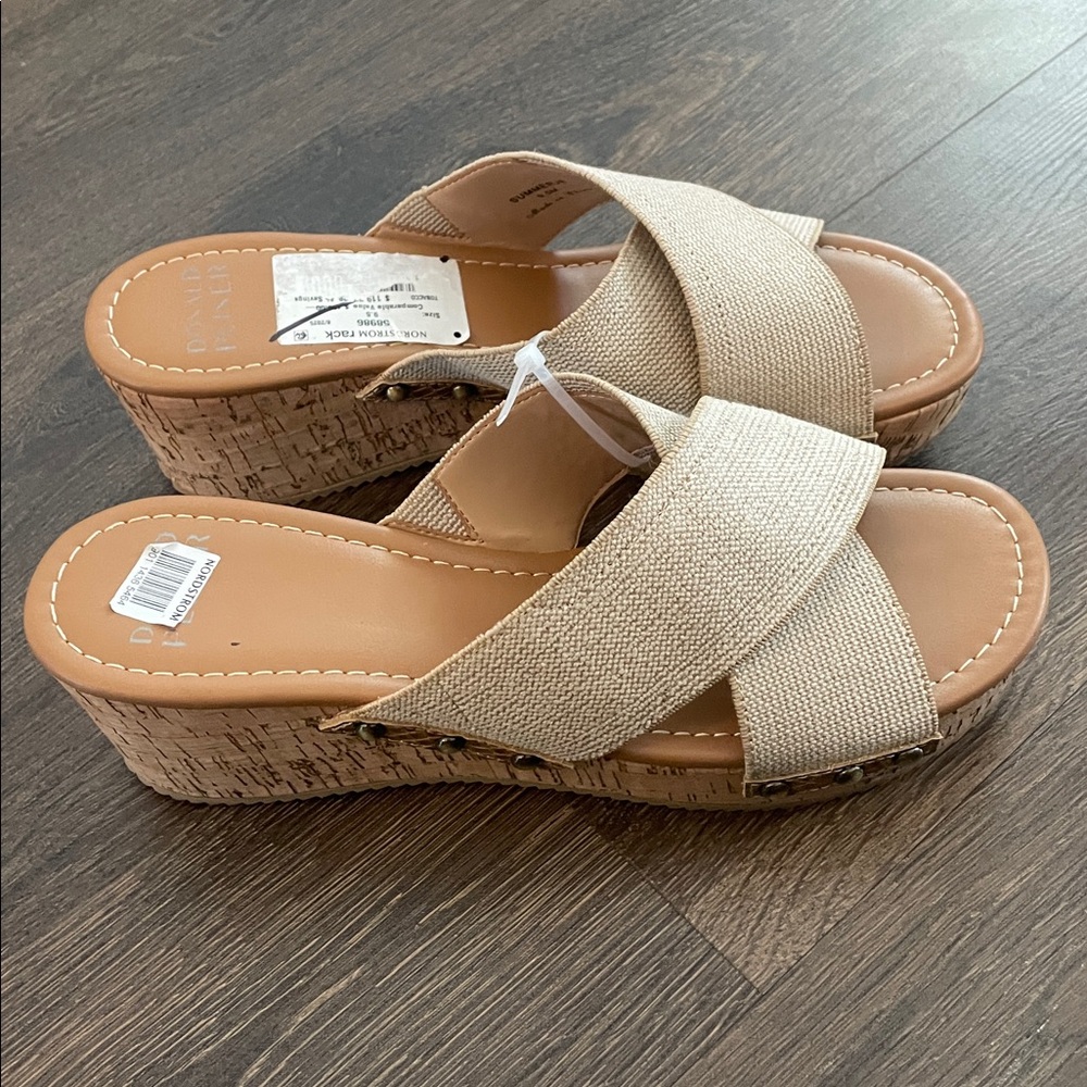 Donald Pliner Summerje sandal size 9.5